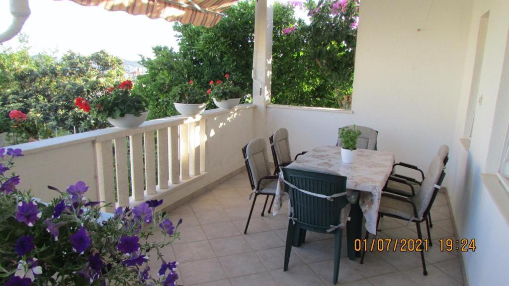 Apartment Tomy Trogir Kültér fotó