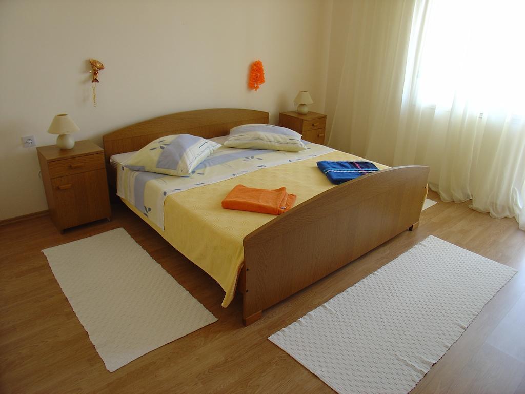 Apartment Tomy Trogir Kültér fotó